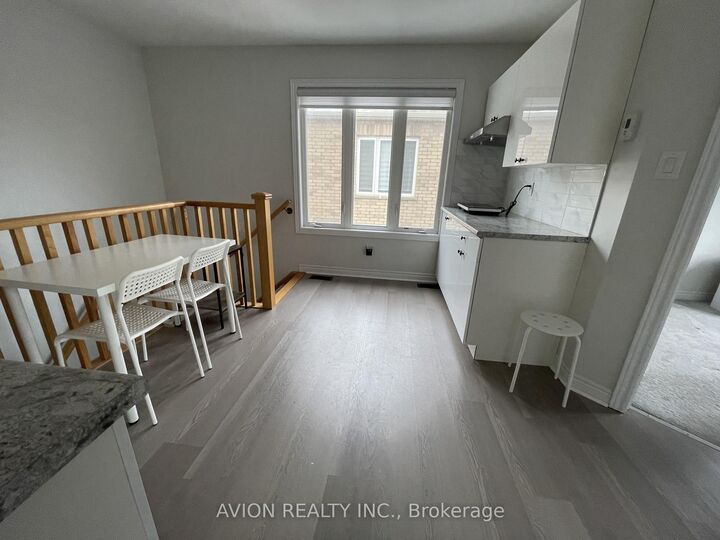 Property Photo:  542 Whites Hill Avenue Coach House  ON L6B 0Z3 