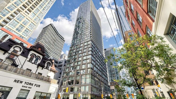 Property Photo:  101 Peter Street 3512  ON M5V 2G9 