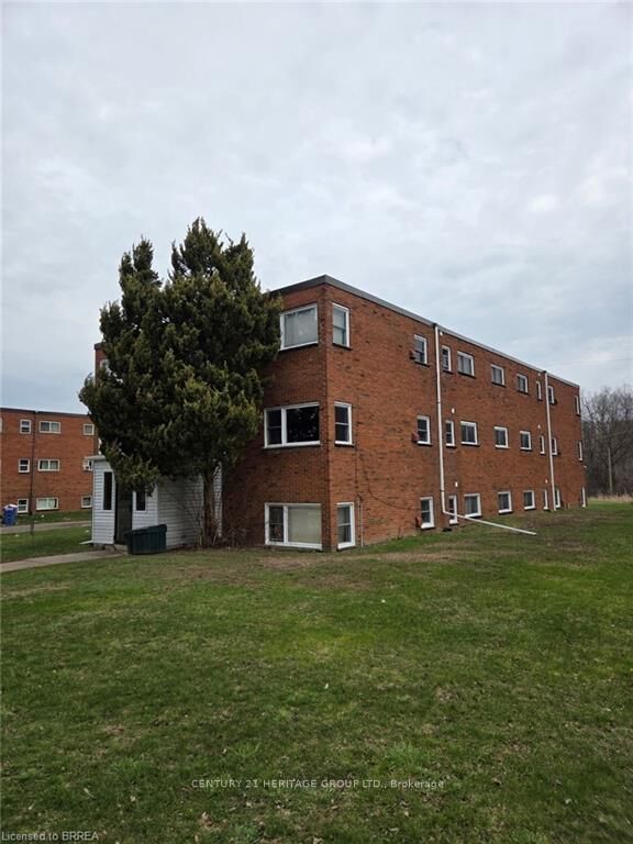 Property Photo:  116 King Edward Avenue 7  ON N5Z 3T1 