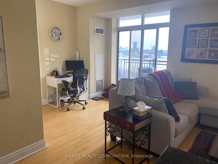 Property Photo:  1105 Leslie Street 1207  ON M3C 2J7 