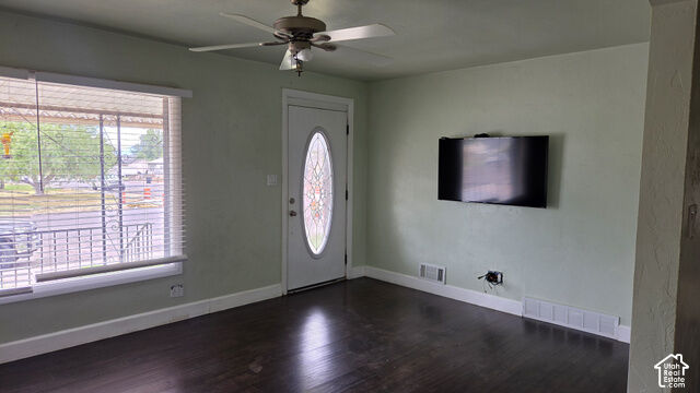 Property Photo: 394 W 400 N UT 84701
