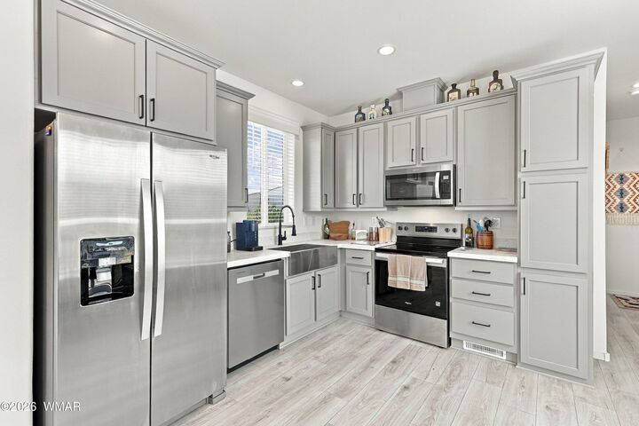 Property Photo:  8445 Apache Drive  AZ 85901 
