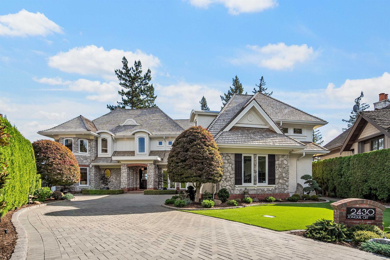 Photo de la propriété: 2430 Jonquil Court BC V3G 3E8