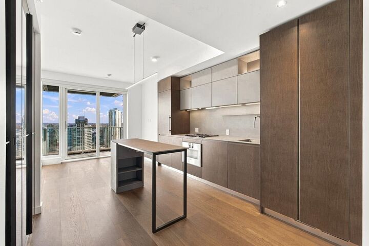Property Photo:  1277 Hornby St 2506  BC V6Z 0H7 