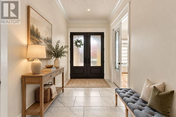 Property Photo:  1326 Birchwood Drive  ON N6K 5C2 