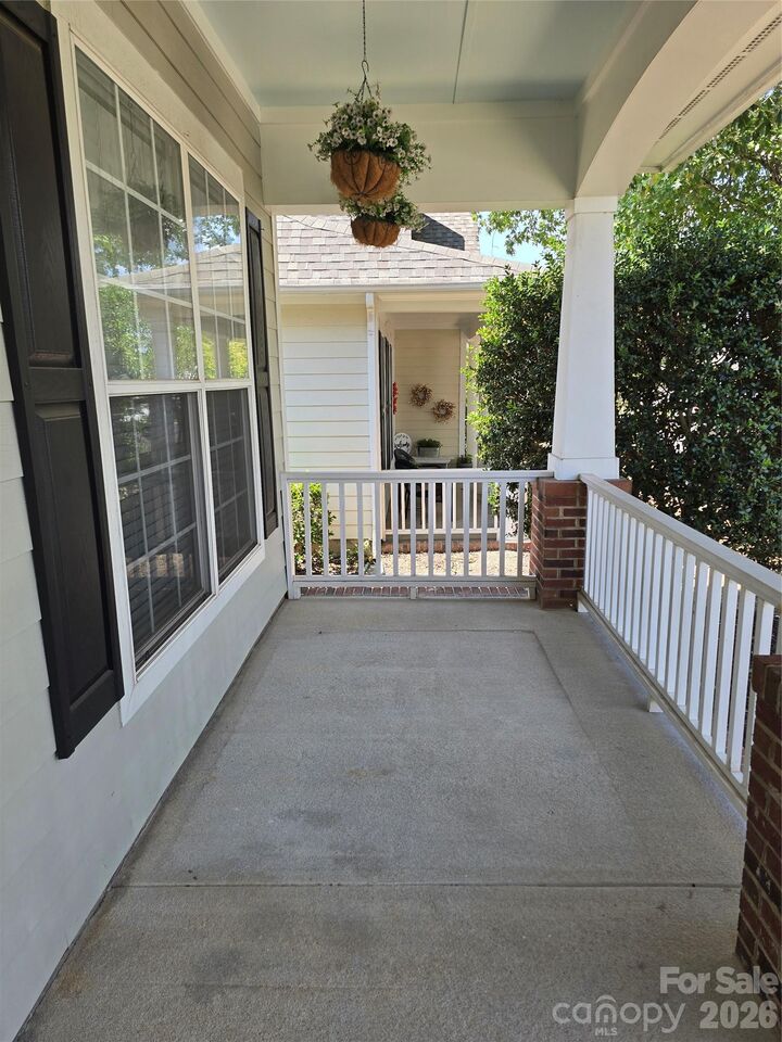 Property Photo:  1121 Gainsborough Drive  NC 28104 