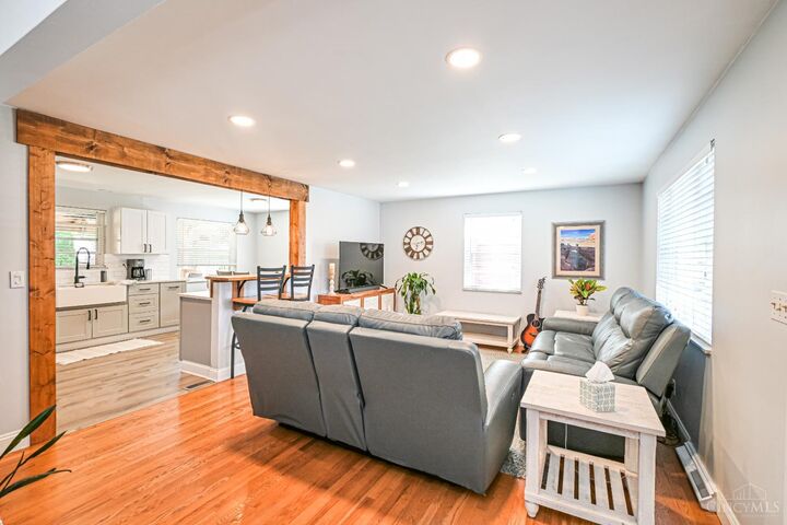 Property Photo: 2082 Rollingridge Lane OH 45238
