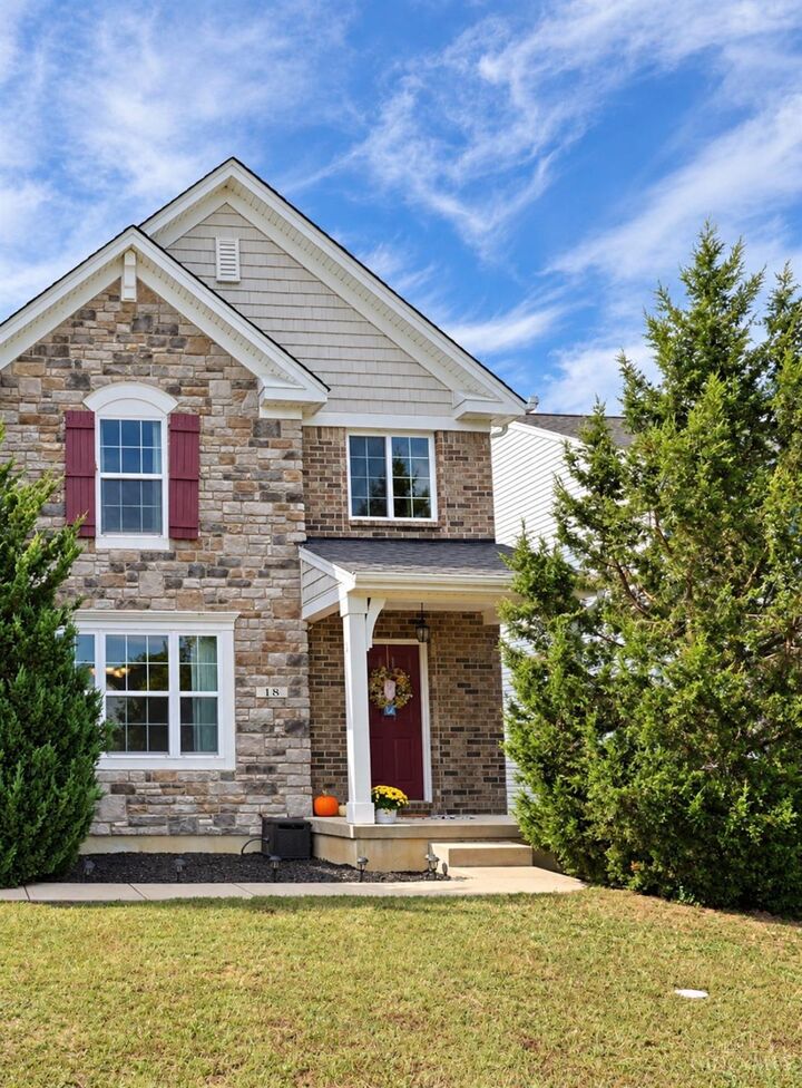 Property Photo: 18 Belwood Court OH 45102