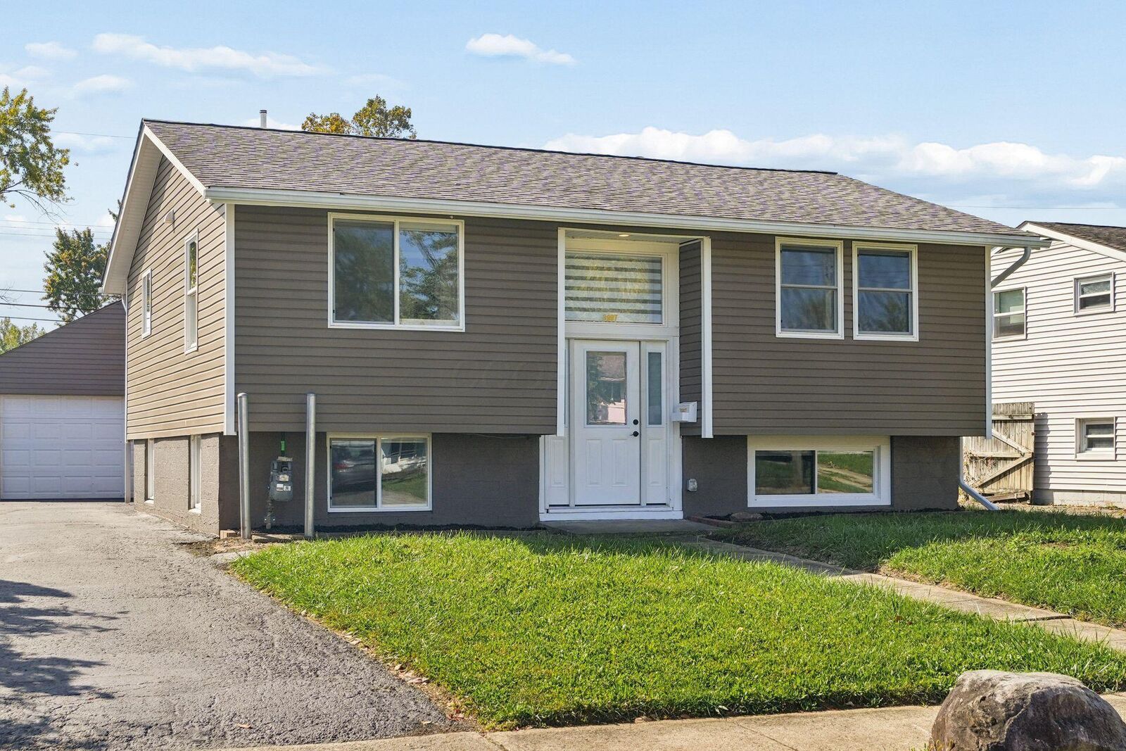 Property Photo:  3997 Briggs Road  OH 43228 