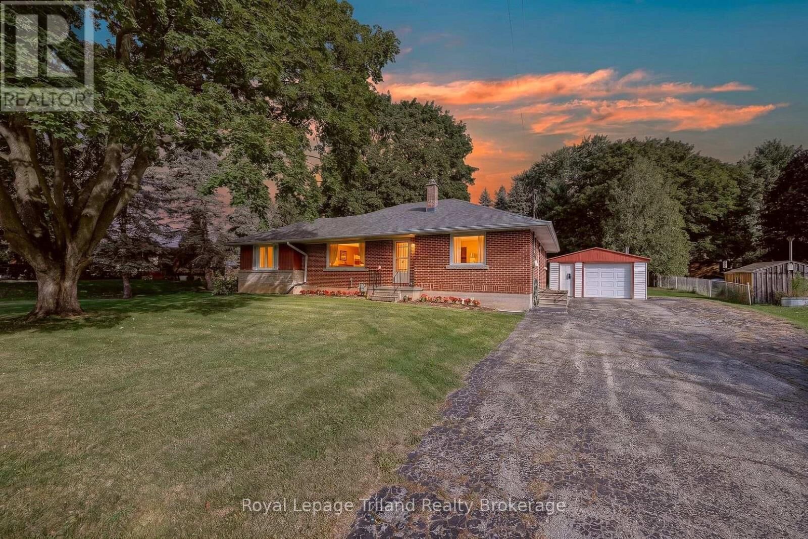 Property Photo:  30 Young Street  ON N0J 1M0 
