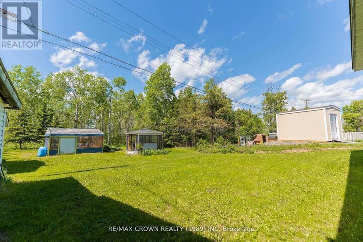 Property Photo:  30 Pine Crescent  ON P5N 1X7 