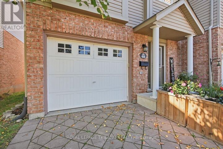 Property Photo:  1600 Mickleborough Drive 68  ON N6G 5R9 