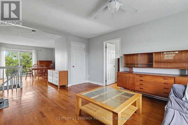 Property Photo:  190 Bayswater Avenue West 3  ON K1Y 4N4 