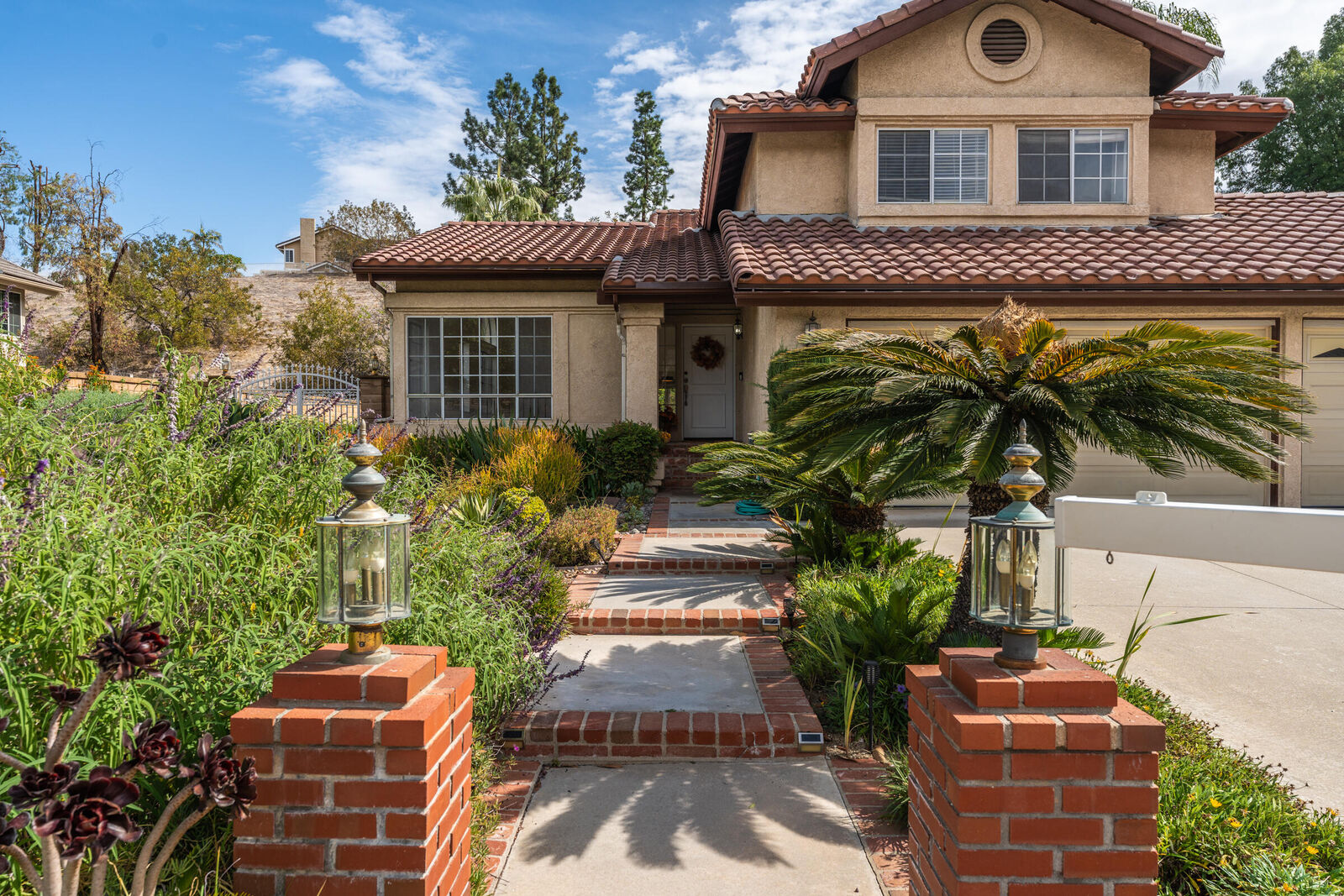 Property Photo:  2044 Via Esperanza  CA 91773 