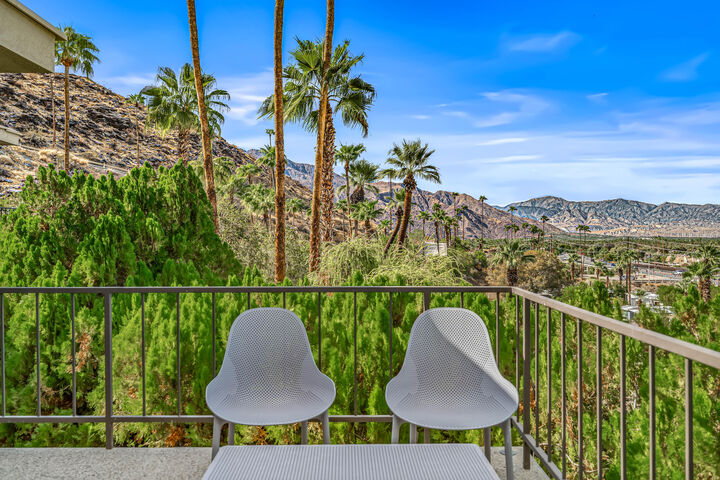 Property Photo: 2002 Southridge Drive CA 92264