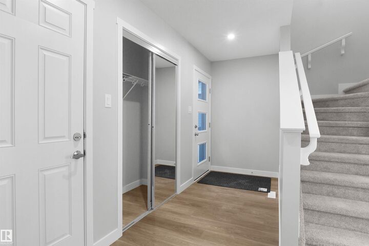 Property Photo:  1864 187 Street NW  AB T6M 3N7 