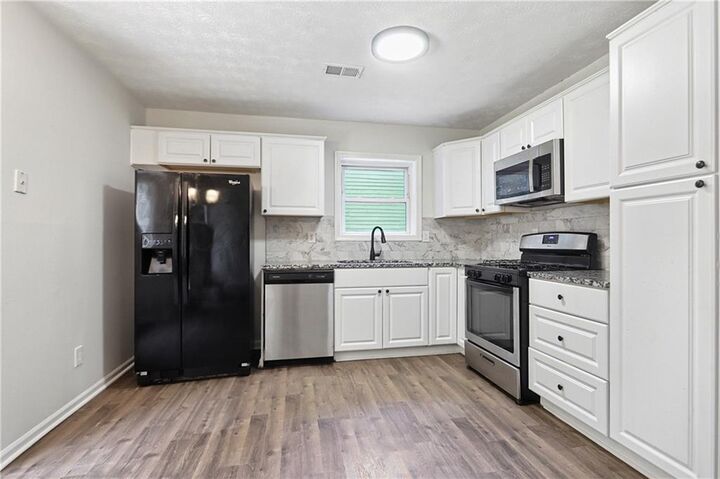 Property Photo: 6379 Leverett Drive GA 30038
