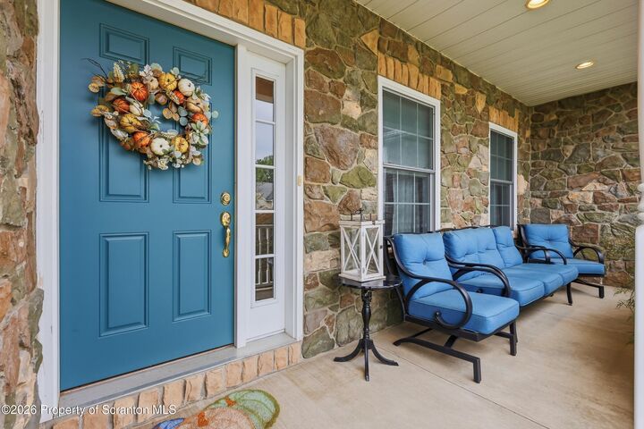 Property Photo:  132 S Cougar Drive  PA 18403 