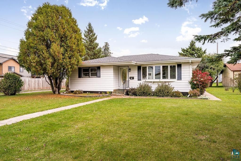 Property Photo:  1516 Wyoming Ave  WI 54880 