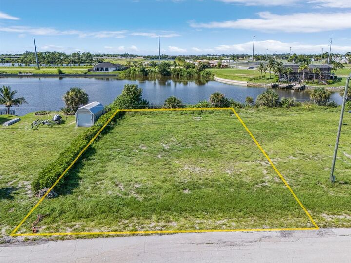 Property Photo:  1216 NW 9th Street  FL 33993 