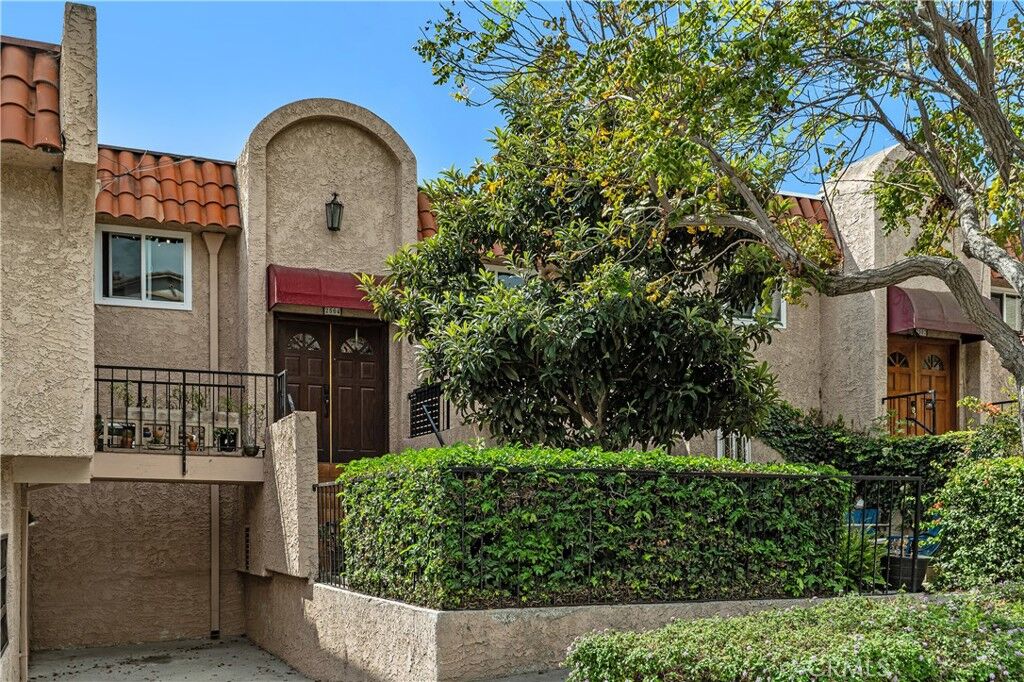 Property Photo: 2504 Skyline Drive CA 90755