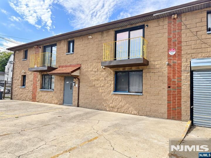 Property Photo:  217-221 Park Avenue 5  NJ 07501 