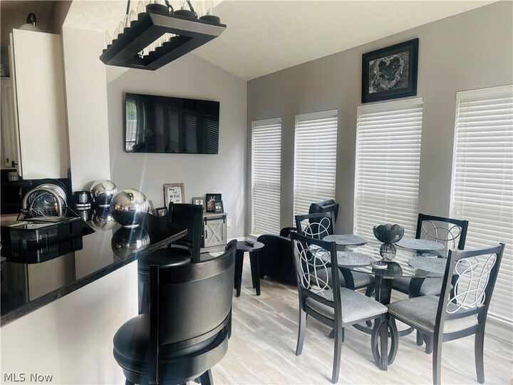 Property Photo: 1930 Northgate Circle OH 44320