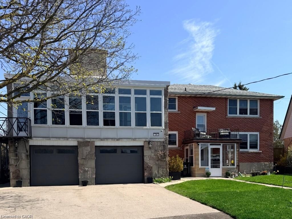Property Photo:  34 Burn Place 1  ON N2M 1Y9 