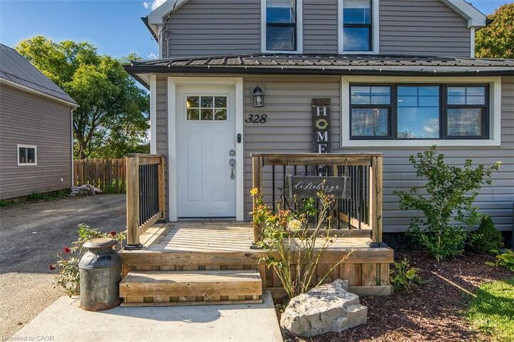 Property Photo:  328 Main Street  ON N4B 2M7 
