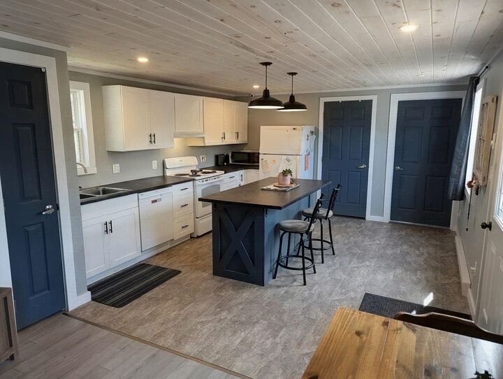 Property Photo:  11 Riverview Drive  PE C0B 1M0 