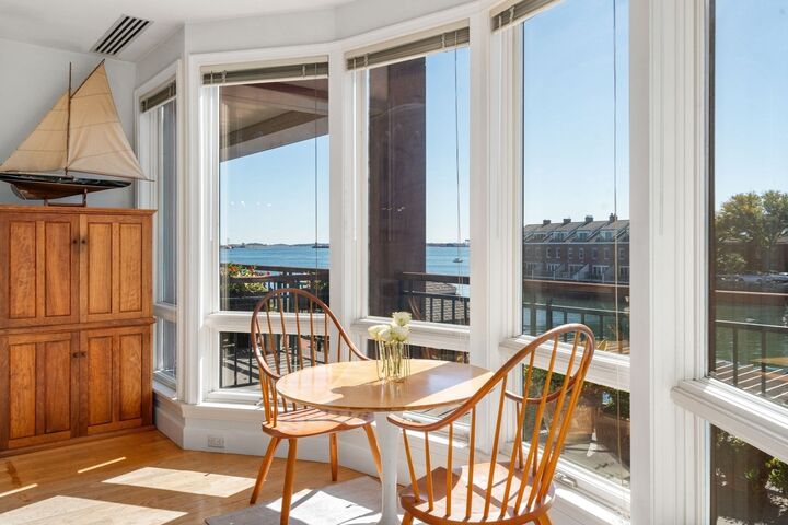 Property Photo:  40 Battery St 202  MA 02109 