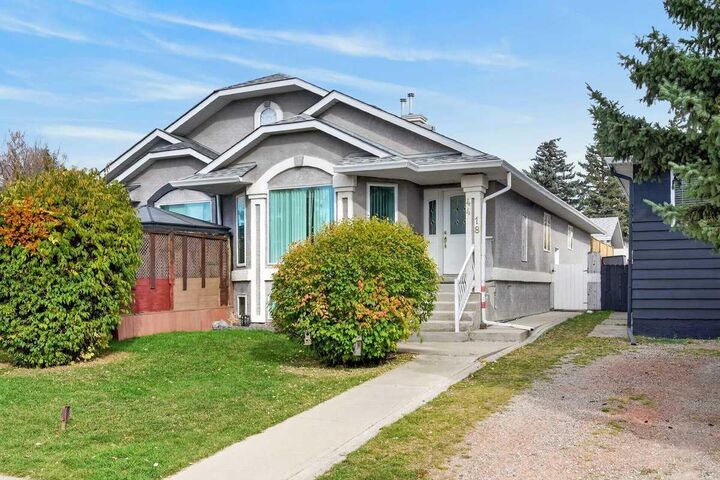 Property Photo:  4418 20 Avenue NW  AB T3B 0T6 