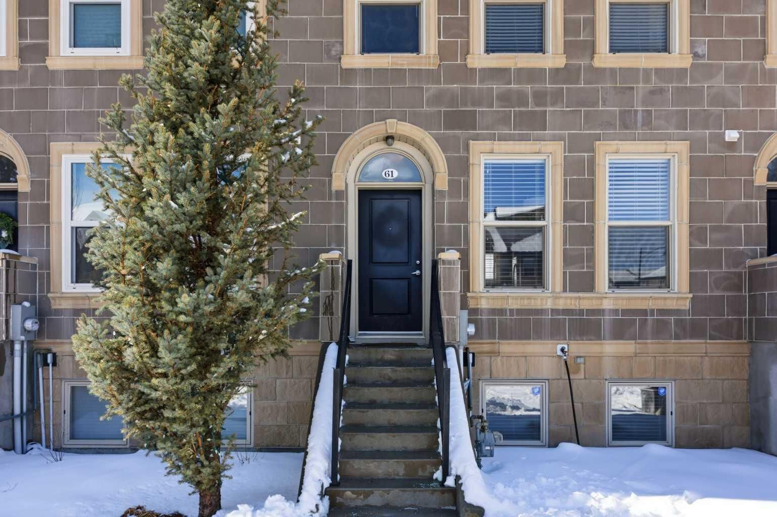 Property Photo:  61 Sage Meadows Terrace NW  AB T3P 0E9 