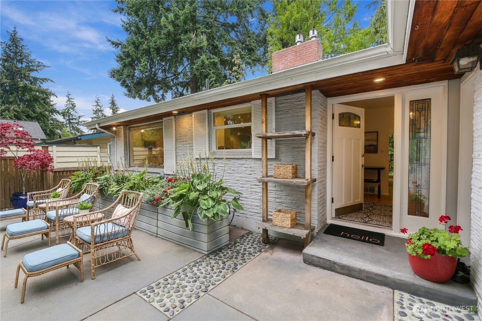 Property Photo: 8515 27th Avenue NE WA 98115