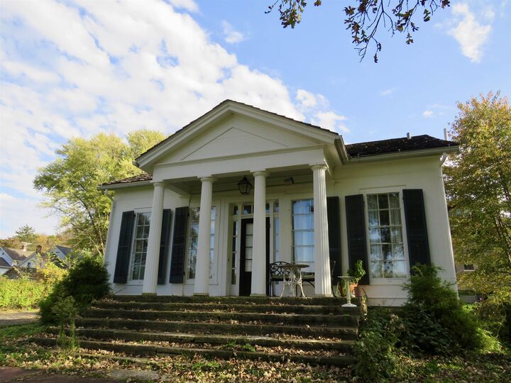 Property Photo: 511 Park Avenue IL 61036