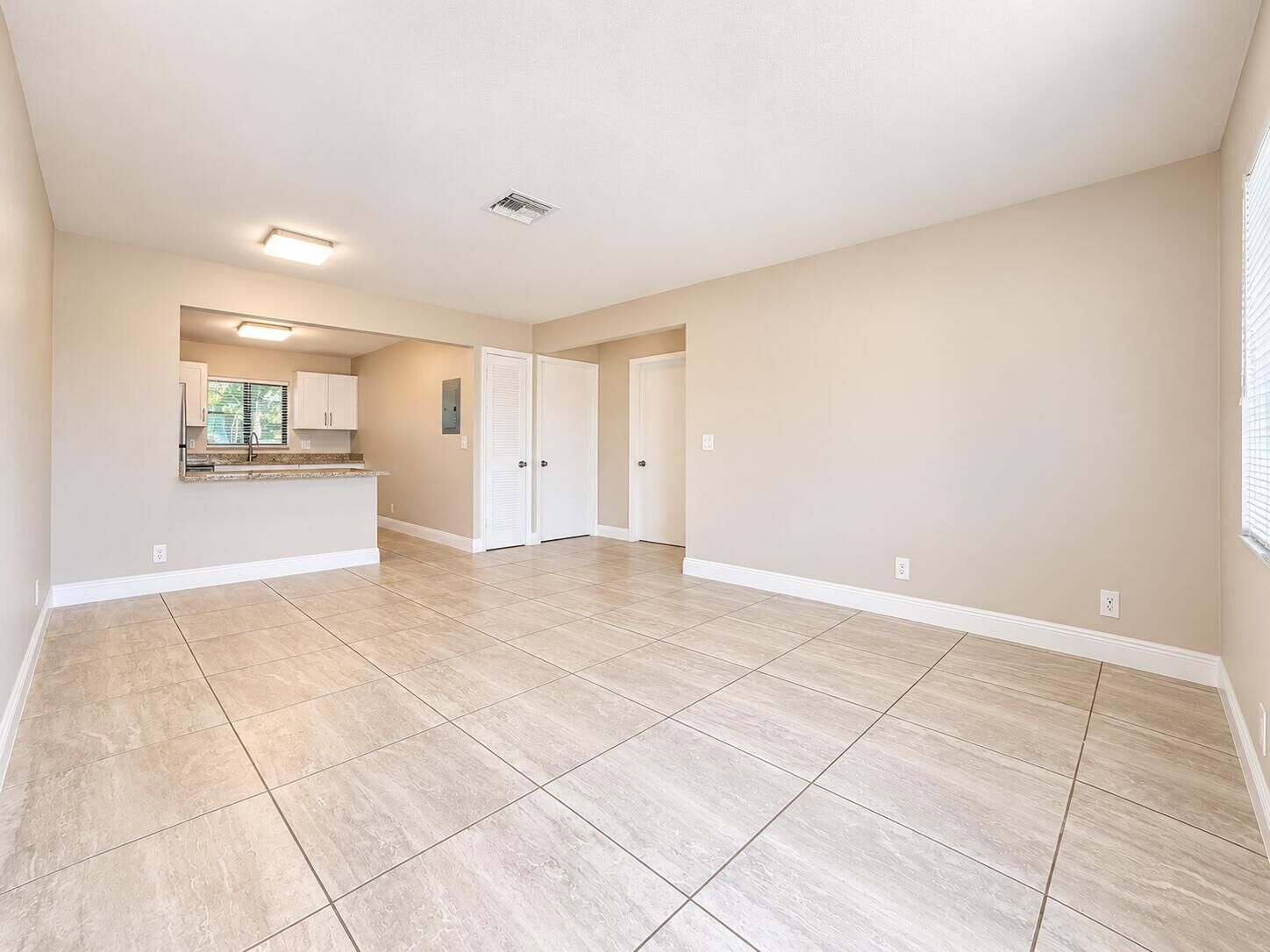 Property Photo: 1515 N Federal Highway Unit 9 FL 33460