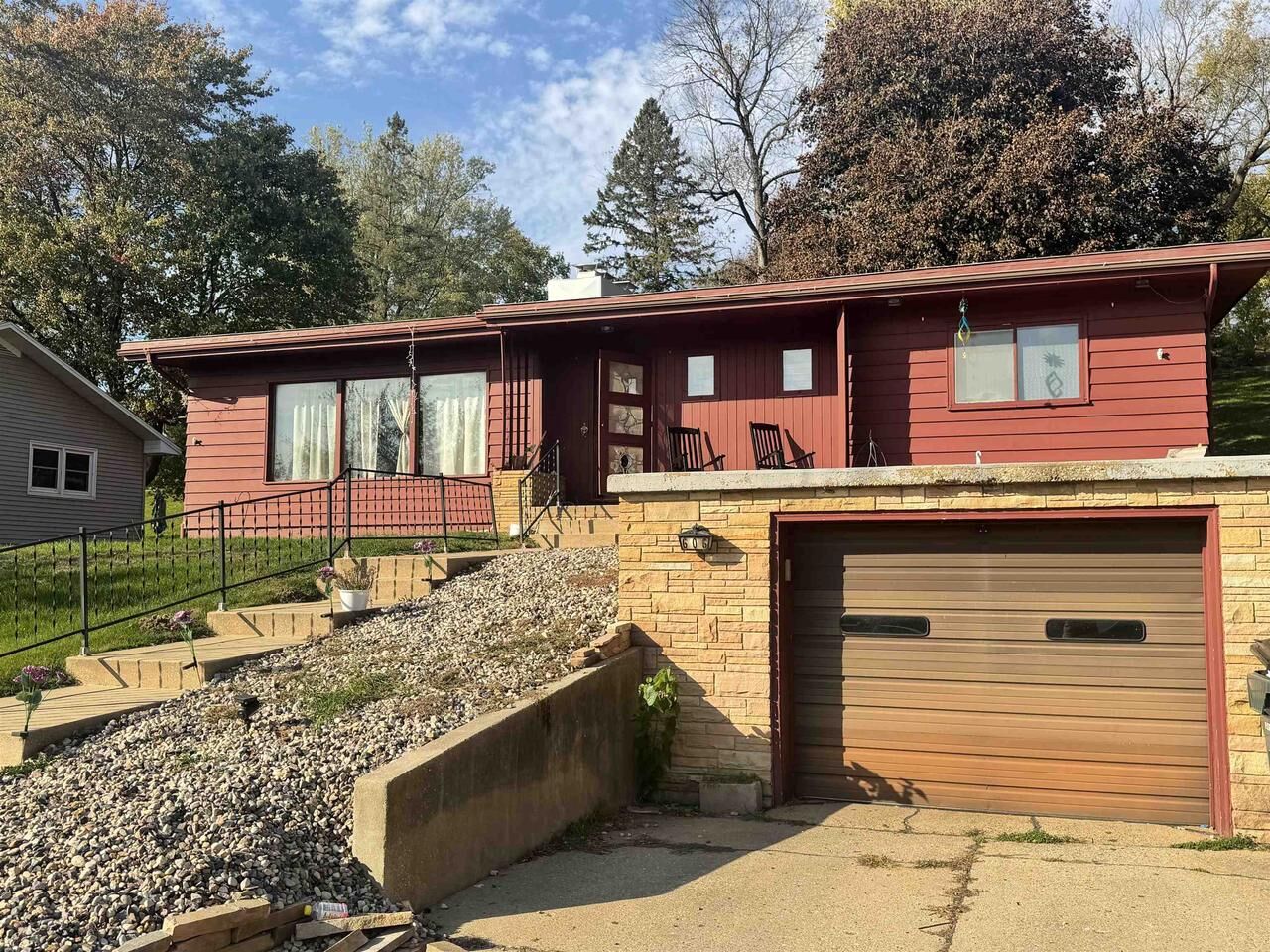 Property Photo:  606 Stori Drive  WI 53581 