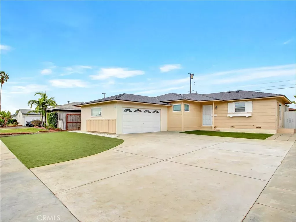 Property Photo:  12919 Ruthelen  CA 90249 