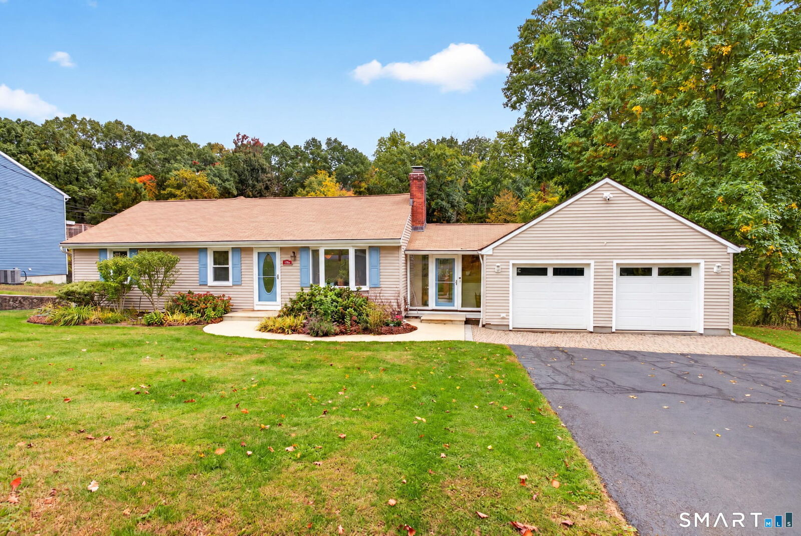 Property Photo:  765 Hill Street  CT 06514 