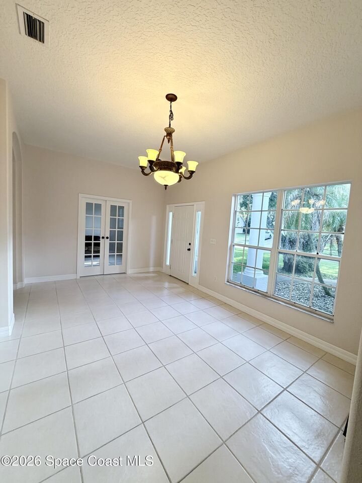 Property Photo: 1051 Meadowbrook Road NE FL 32905