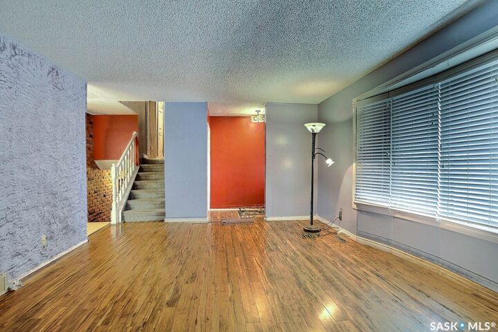 Property Photo:  88 Selby Crescent  SK S4T 6W1 