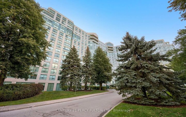 Property Photo:  7825 Bayview Avenue 624  ON L3T 7N2 