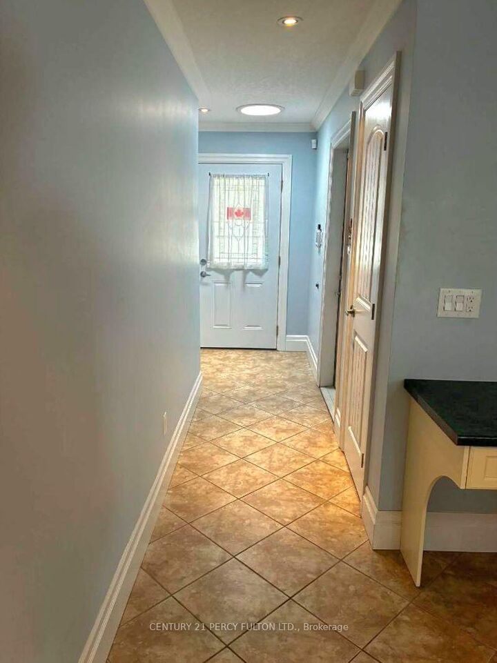Property Photo:  31 Greenway Drive  ON L9Z 0E6 