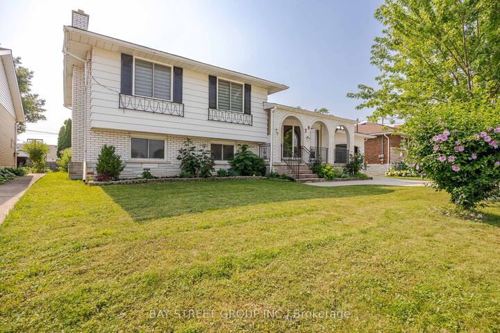 Property Photo: 29 West Street N Upper ON L2V 2S1
