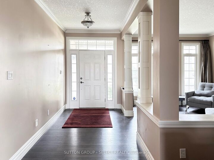 Property Photo:  407 Kingbird Court  ON N5X 4H6 