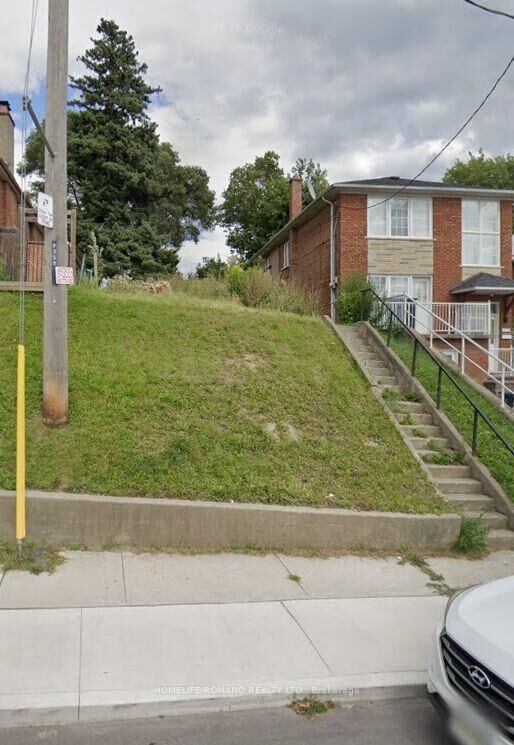 Property Photo:  357 Silverthorn Avenue  ON M6M 3G7 
