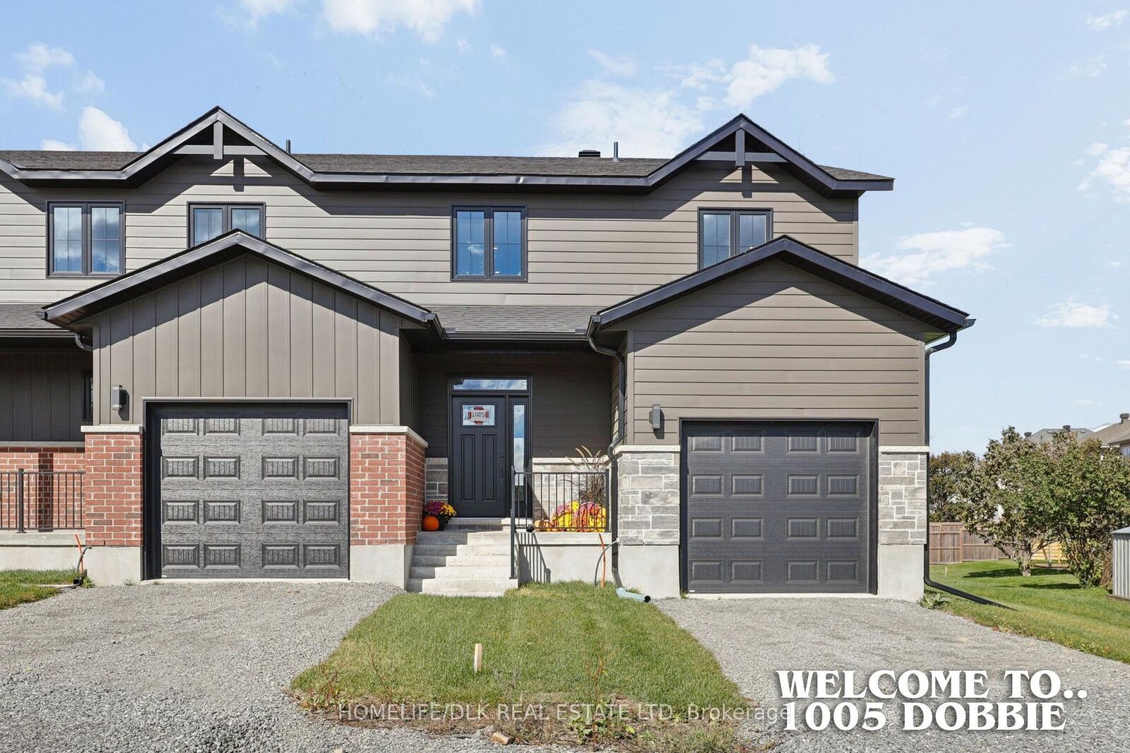 Property Photo:  1005 Dobbie Street  ON K6V 7N1 