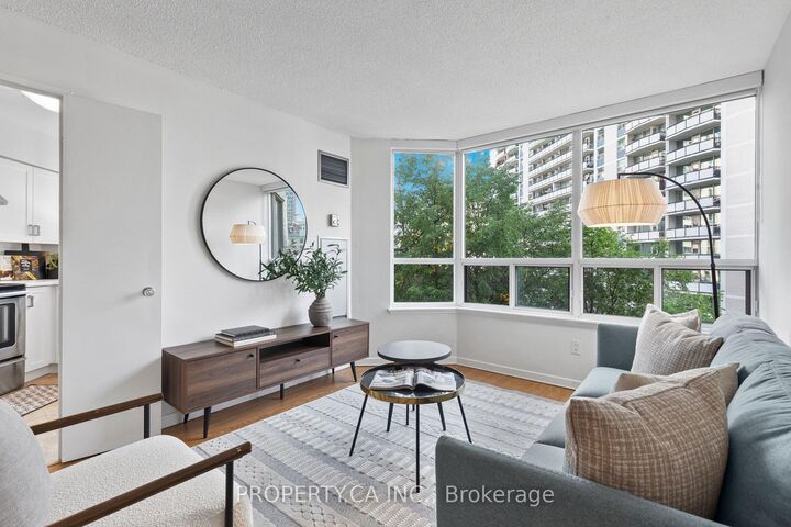 Property Photo:  25 Maitland Street 601  ON M4Y 2W1 