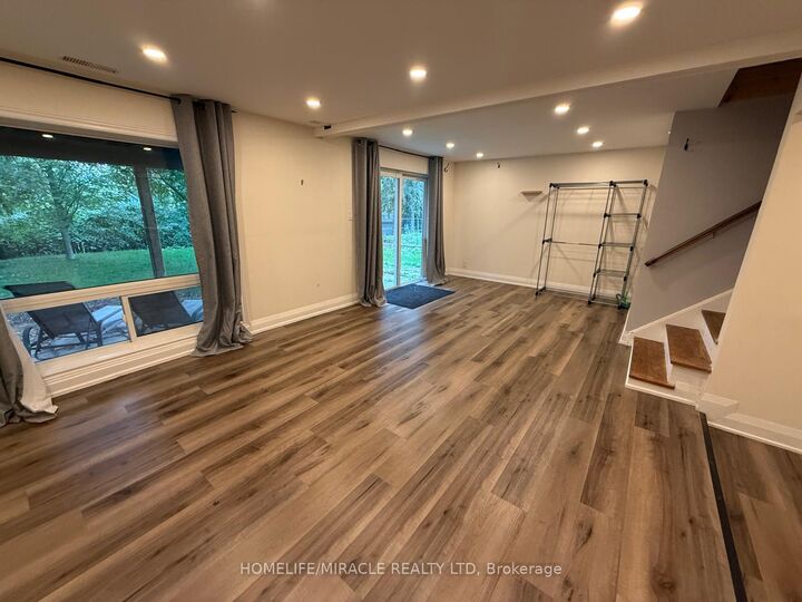 Property Photo: 838 Grace Street Bsmt ON L3Y 2L7