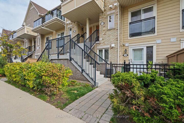 Property Photo:  4975 Southampton Drive 337  ON L5M 8C9 